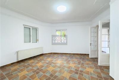 Casă individuală cu 5 camere cu Canalizare în Parcul Circului - 3