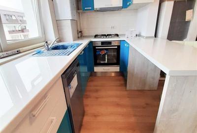 Apartament cu 2 camere semidecomandat în Sânpetru