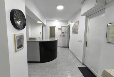 Spațiu comercial, de 80 mp, în Peninsula
