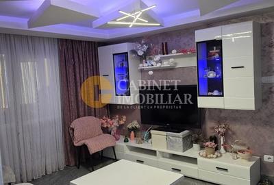 Apartament cu 3 camere semidecomandat, mobilat în Alexandru cel Bun - 1