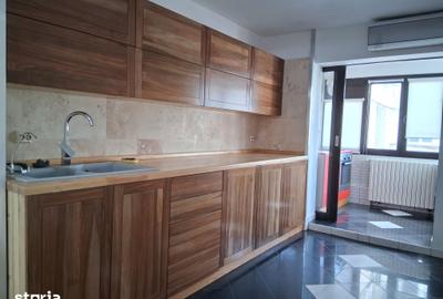 Apartament cu 4 camere în Crângași - 1