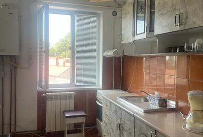 Apartament cu 2 camere semidecomandat în Central - 1