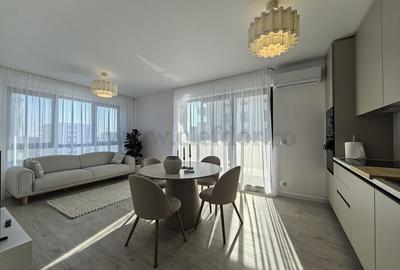 Apartament cu 3 camere decomandat, mobilat în Băneasa