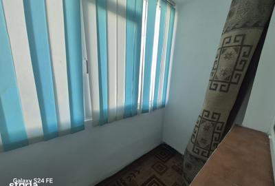 Apartament cu 3 camere în Dumbrava - 3