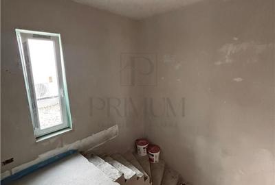 Casă cu 3 camere cu Teren 388 Mp în Central - 2