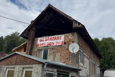 Casă cu 4 camere în Exterior Vest - 7
