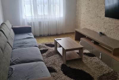 Apartament cu 2 camere decomandat în Cetate