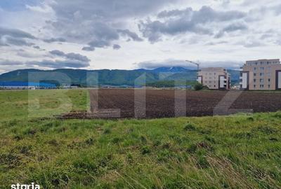 Teren de 2923 mp, în Cristian