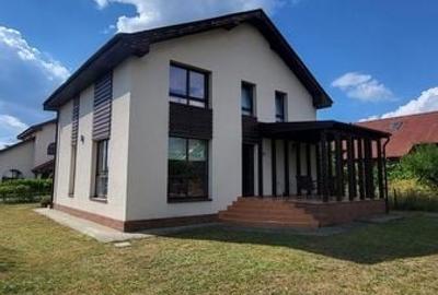 Casă cu 4 camere cu Teren 165 Mp în Livezeni
