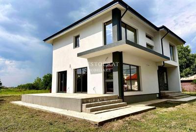 Casă cu 5 camere cu Canalizare în Corbeanca - 2