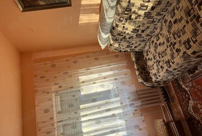Apartament cu 4 camere decomandat în Micro 15 - 1