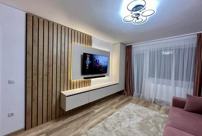 Apartament cu 3 camere decomandat în Tractorul - 2
