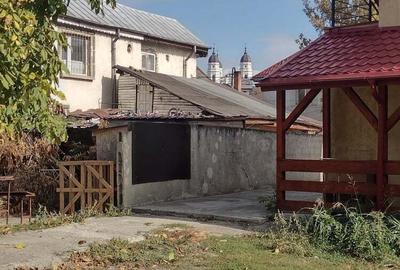 Teren de 242 mp, în Podul de Piatră - 2