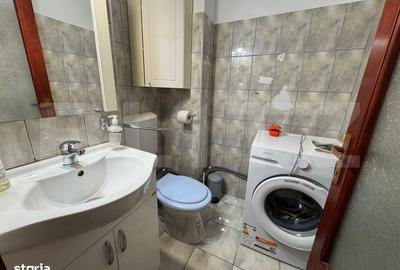 Apartament cu 3 camere decomandat în George Enescu