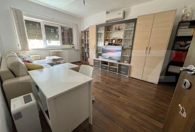 Apartament cu 3 camere decomandat, mobilat în Mihai Eminescu