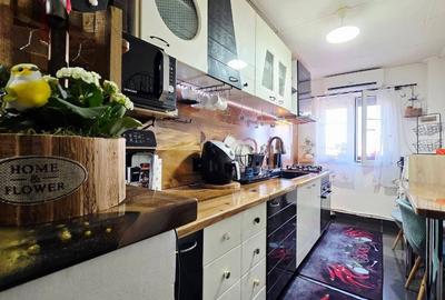 Apartament cu 3 camere decomandat, mobilat în UTA - 5