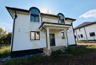 Casă cu 6 camere cu Teren 400 Mp în Corbeanca - 2