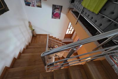 Casă cu 6 camere cu Canalizare în Mihai Eminescu - 9
