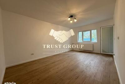Apartament cu 3 camere semidecomandat în Gorjului