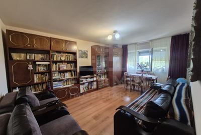 Apartament cu 2 camere decomandat, mobilat în Cornitoiu
