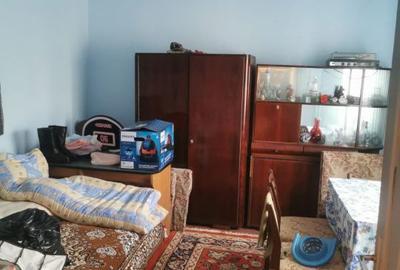 Casă cu 5 camere cu Teren 2002 Mp în Leu - 2