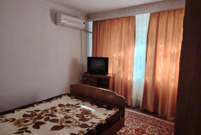 Apartament cu 2 camere decomandat în Popa Șapcă