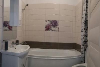 Garsonieră decomandată în Central