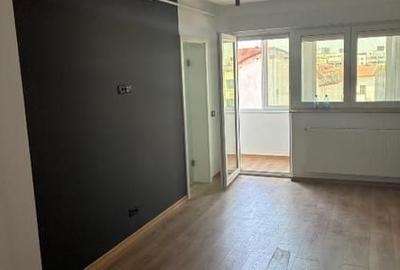 Apartament cu 2 camere semidecomandat în Moșilor
