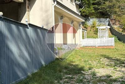 Casă cu 1 camere cu Teren 1200 Mp în Măneciu