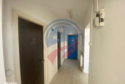 Spațiu comercial, de 350 mp, în Central