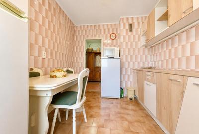 Apartament cu 3 camere semidecomandat în P-ța Victoriei - 9