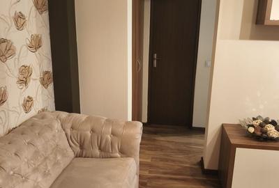 Apartament cu 3 camere semidecomandat în Central - 4