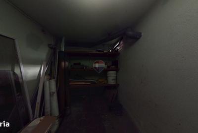 Apartament cu 3 camere în Florilor