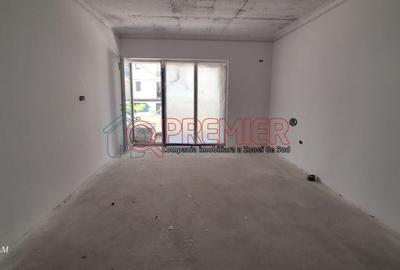 Apartament cu 2 camere în Apărătorii Patriei - 2