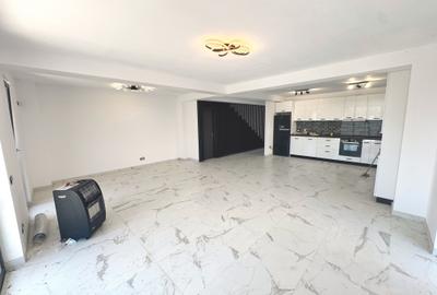 Duplex cu 5 camere cu Canalizare în Central - 16