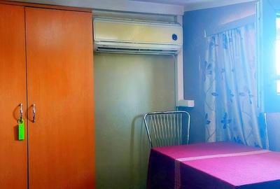 Casă cu Teren 200 Mp în Central