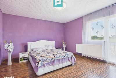 Casă cu 4 camere în Vladimirescu