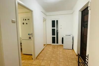 Apartament cu 2 camere decomandat în Faleza Nord
