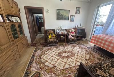 Apartament cu 2 camere semidecomandat, mobilat în Cugir