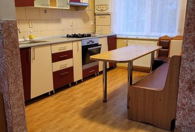 Apartament cu 2 camere semidecomandat în Central - 1