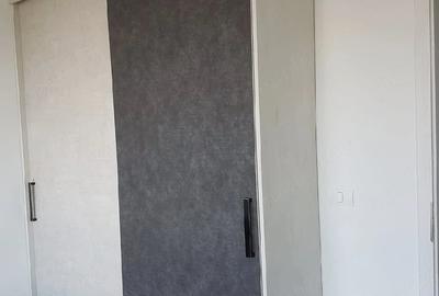 Apartament cu 2 camere decomandat în Girocului