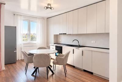 Apartament cu 2 camere decomandat în Central