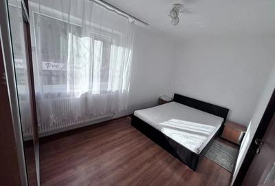 Apartament cu 2 camere semidecomandat în Ostroveni