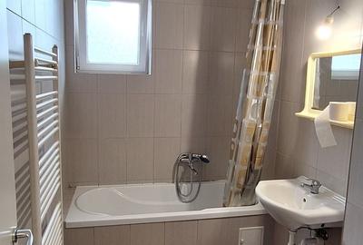 Apartament cu 2 camere decomandat în Bartolomeu