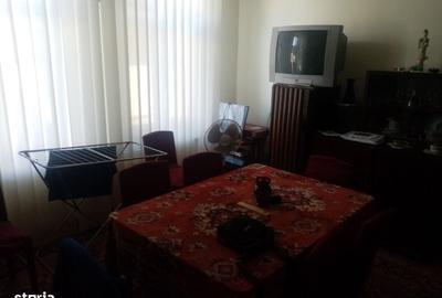 Casă cu 4 camere cu Teren 562 Mp în Pucioasa