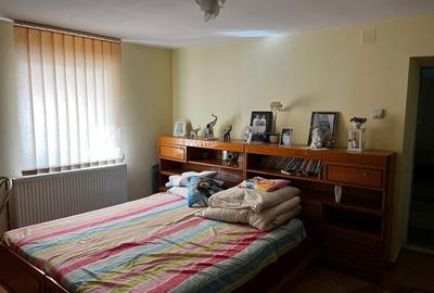 Casă cu 3 camere în Cenei - 2