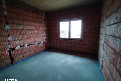 Casă cu 3 camere cu Teren 380 Mp în Central