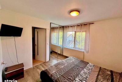 Casă cu 5 camere cu Teren 551 Mp în Moșoaia
