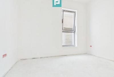 Duplex cu 4 camere cu Canalizare în Covaci - 9