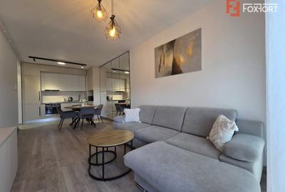 Apartament cu 2 camere semidecomandat, mobilat în Intim